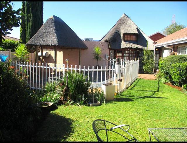 4 BEDROOM HOUSE FOR SALE IN PELLISSIER